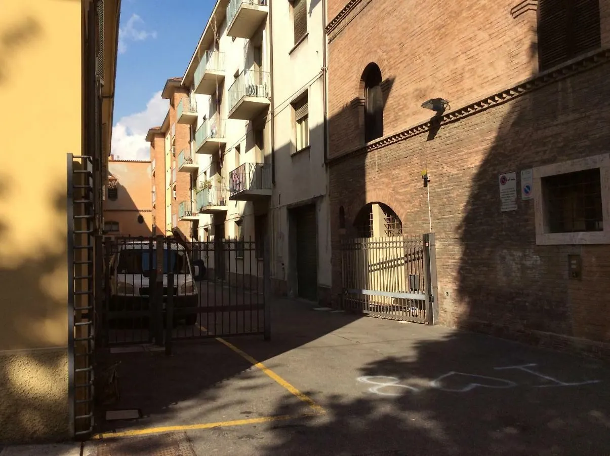 Granduca Apartment Bologna Italy